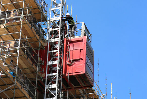 construction hoist
